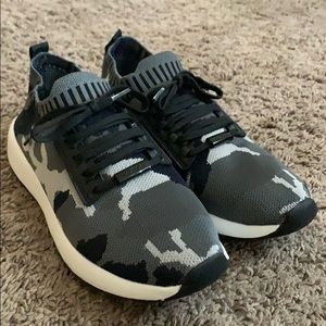 Nautica camo sneakers